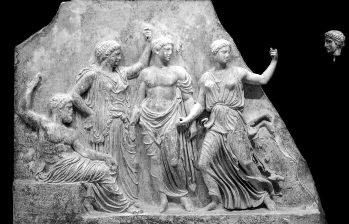 Βραυρώνα: Ένα Ψηφιακό Οδοιπορικό σε Δέκα Επιλεγμένα Εκθέματα του Αρχαιολογικού Μουσείου